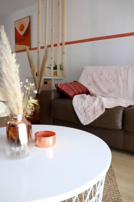Апартаменты Le Cosy Plein Centre Avec Terrasse Мексимьё Экстерьер фото